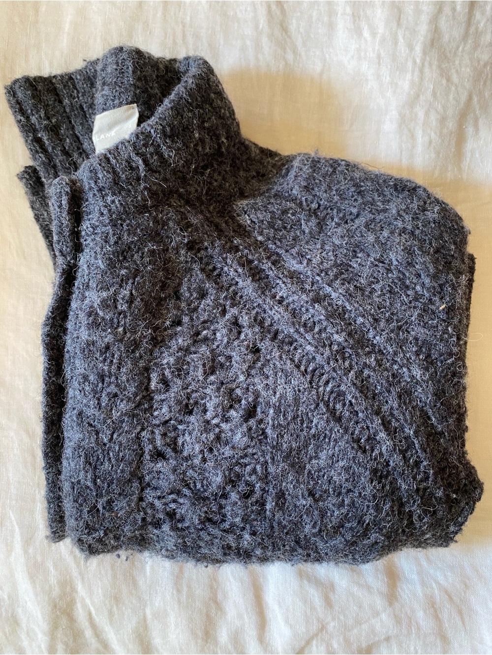Cozy Everlane Cable Knit Sweater Cardigan - Charcoal - Picture 2 of 5